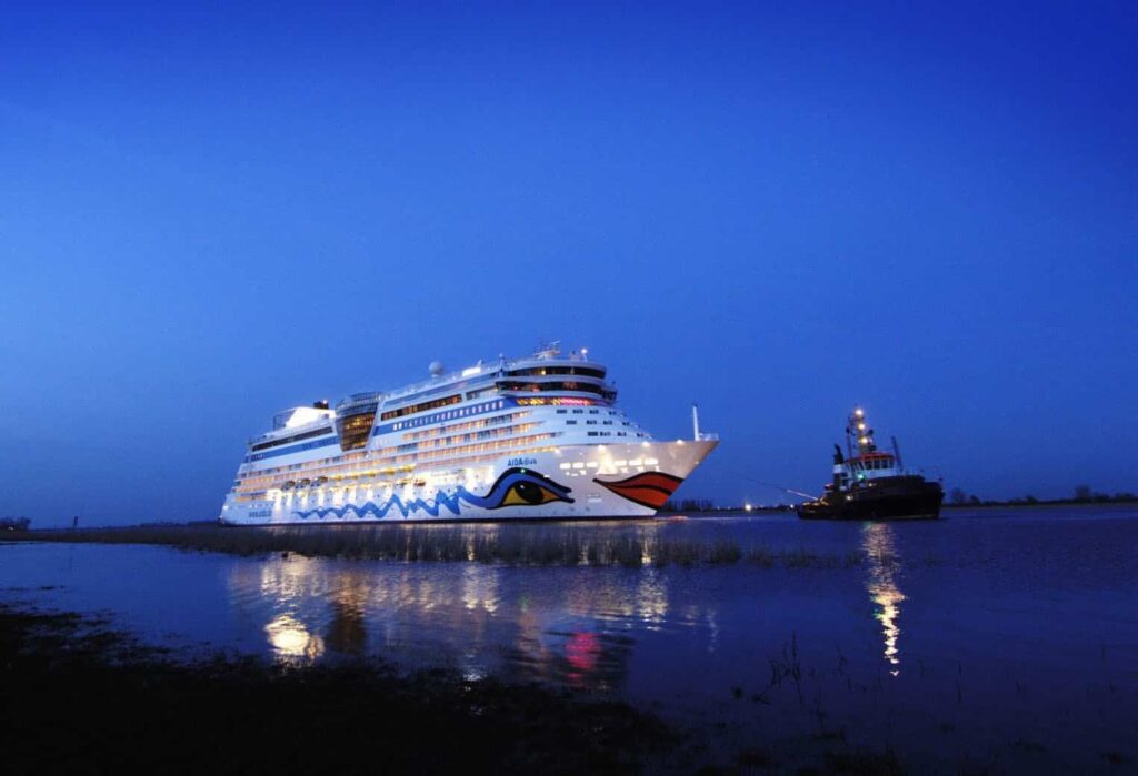 Familienhotel Gut Landegge im Emsland: AIDA Meyer Werft Papenburg